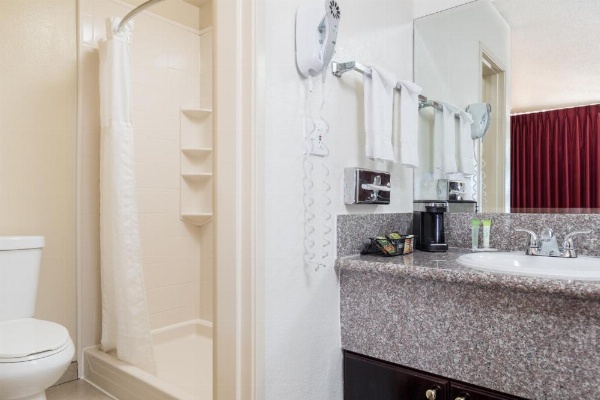 Kings Inn Anaheim at The Park & Convention Center image 10